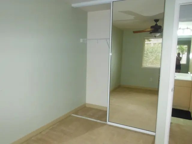 Listing Image for 37 Polohina Ln 7 21 of 26
