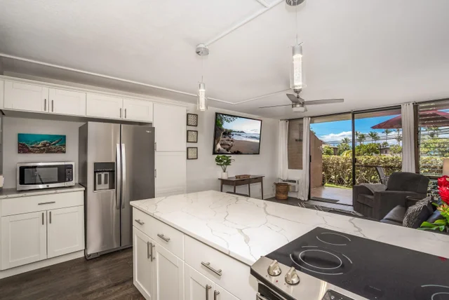 Listing Image for 2191 S Kihei Rd 1118 3 of 40