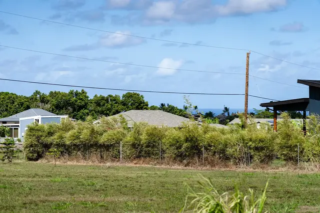 Listing Image for 674 Kauaheahe Pl Unit A 10 of 22