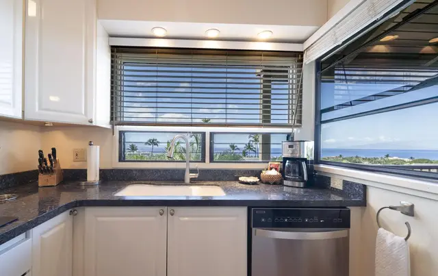 Listing Image for 10 Wailea Ekolu Pl 404 13 of 50