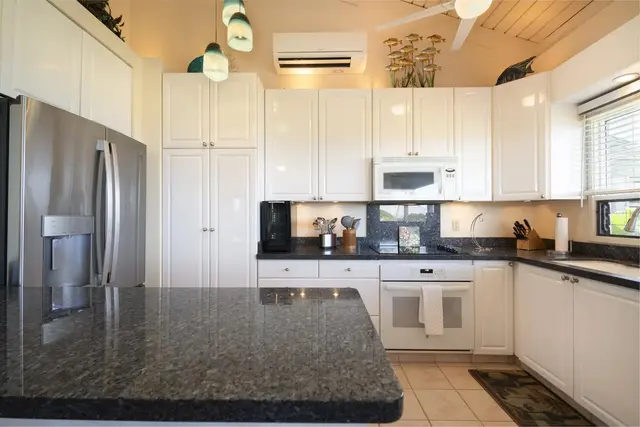 Listing Image for 10 Wailea Ekolu Pl 404 16 of 50