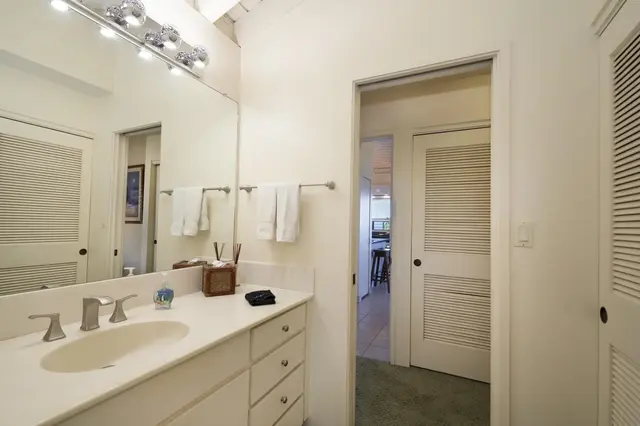 Listing Image for 10 Wailea Ekolu Pl 404 32 of 50