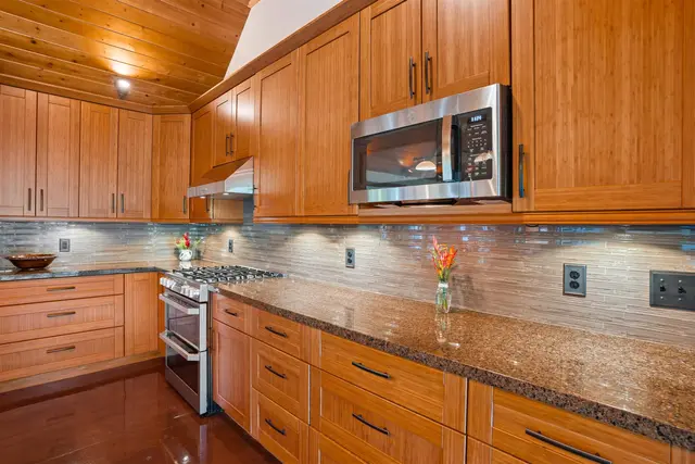 Listing Image for 655 Kulike Rd B 16 of 38