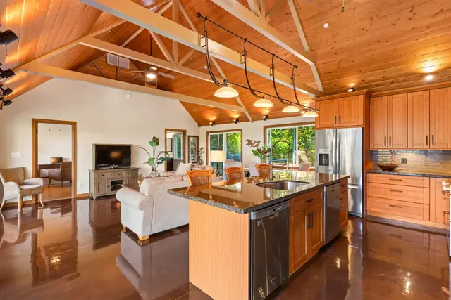 Listing Image for 655 Kulike Rd B 7 of 38