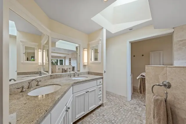 Listing Image for 154 Cooke Rd 20 of 36