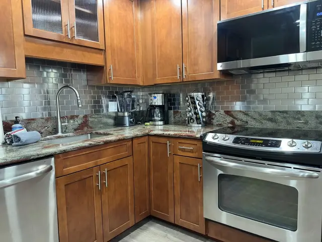 Listing Image for 2695 S Kihei Rd 6406 25 of 37