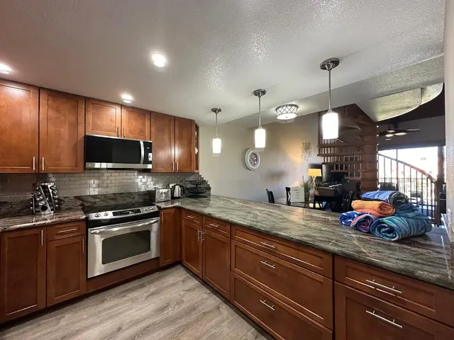 Listing Image for 2695 S Kihei Rd 6406 26 of 37