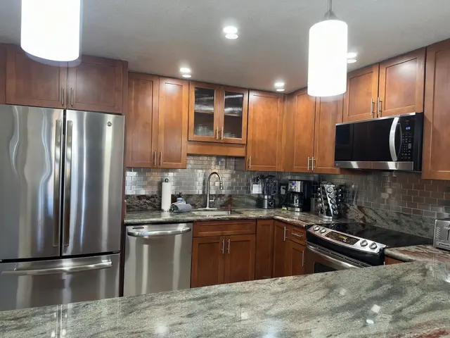 Listing Image for 2695 S Kihei Rd 6406 3 of 37