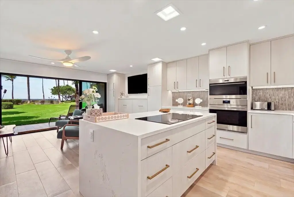 12 S Kihei Rd F2, Kihei