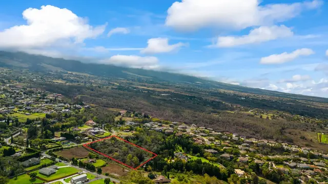 Listing Image for Malanani Dr 14 of 23