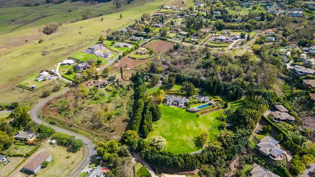 Listing Image for Malanani Dr 19 of 23