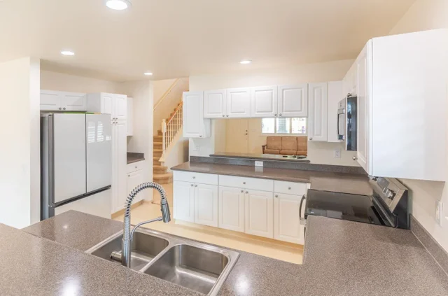 Listing Image for 109 Molehulehu Loop 6 of 17