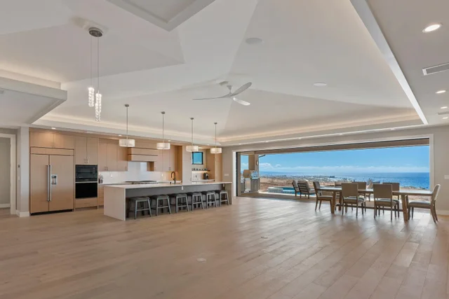 Listing Image for 564 Anapuni Loop 11 of 50