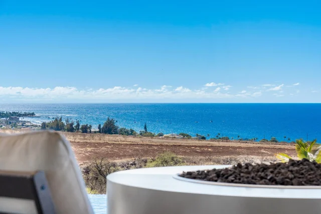 Listing Image for 564 Anapuni Loop 21 of 50