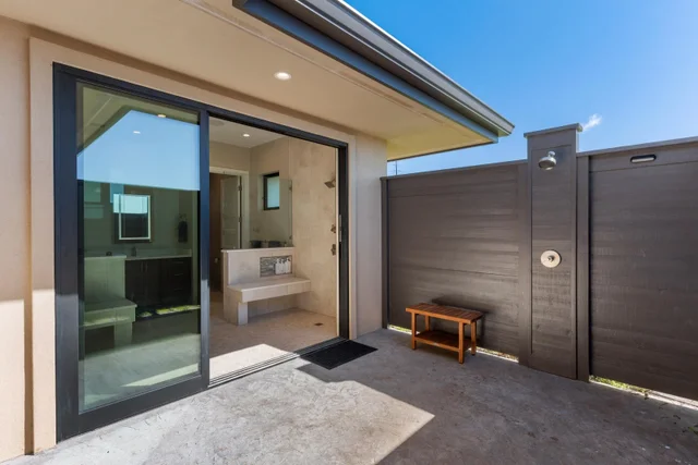 Listing Image for 564 Anapuni Loop 32 of 50