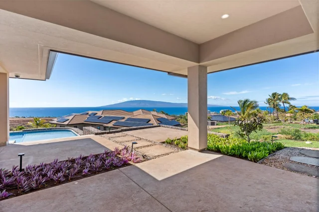 Listing Image for 564 Anapuni Loop 36 of 50