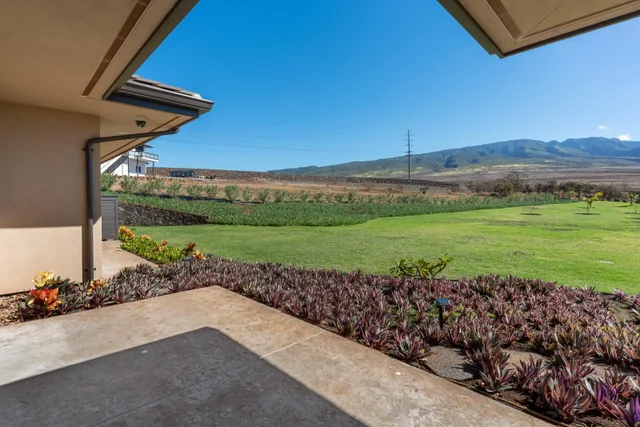 Listing Image for 564 Anapuni Loop 46 of 50