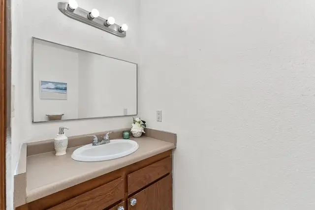 Listing Image for 484 Nanakai St 19 of 49