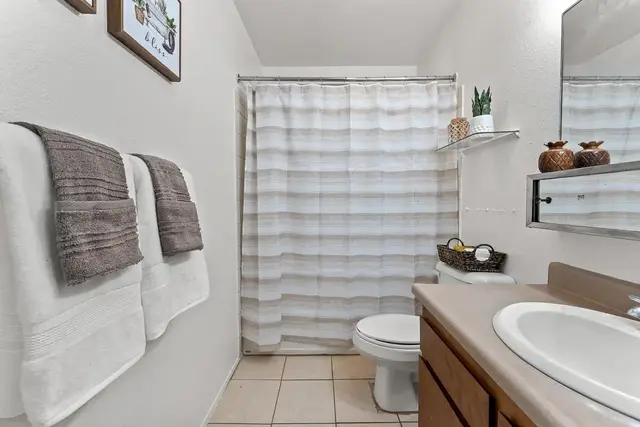 Listing Image for 484 Nanakai St 25 of 49
