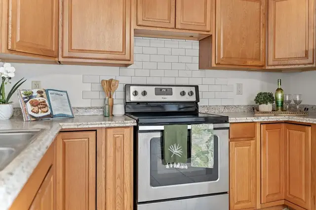 Listing Image for 484 Nanakai St 6 of 49