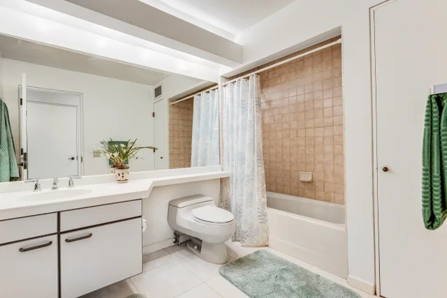 Listing Image for 50 Puu Anoano St 903 28 of 50