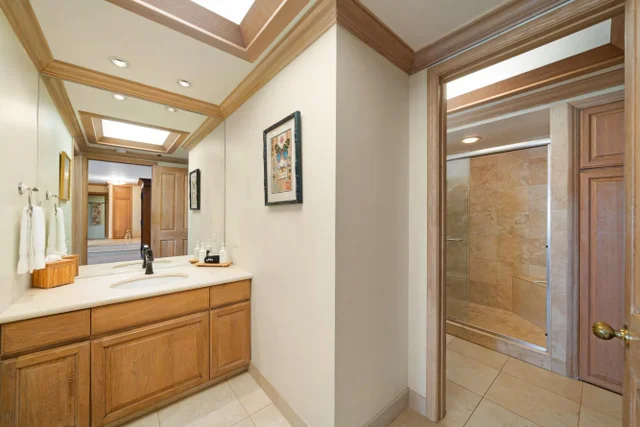 Listing Image for 50 Nohea Kai Dr 3-1103 15 of 50