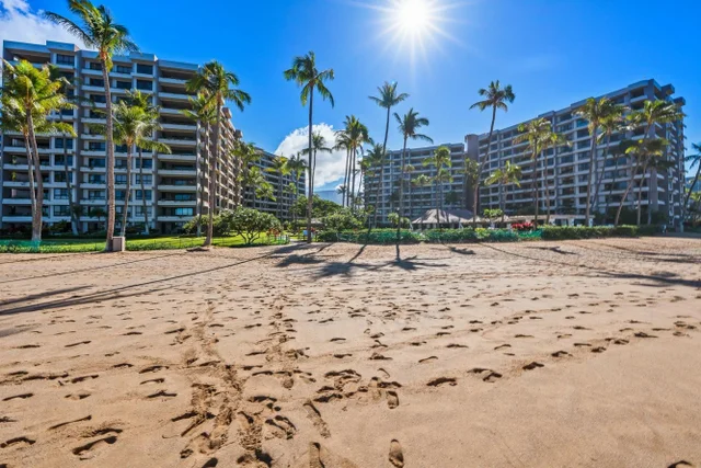 Listing Image for 50 Nohea Kai Dr 3-1103 2 of 50