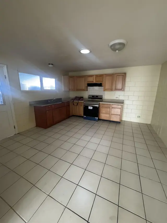 525 Kaulana St, Kahului, 410802 - 3/10