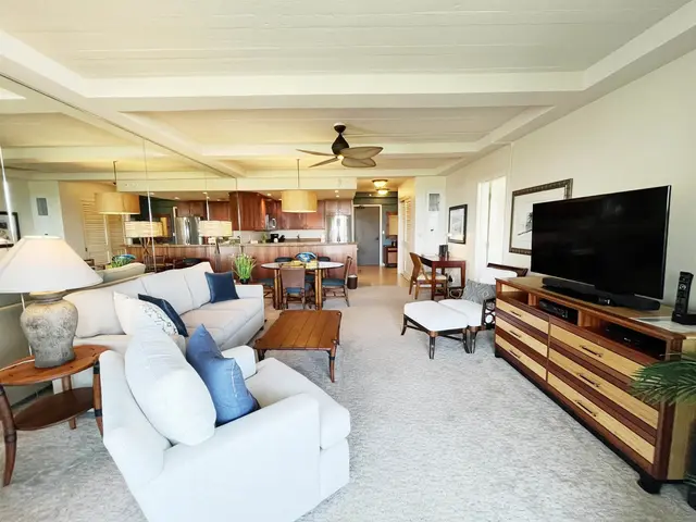 Listing Image for 2481 Kaanapali Pkwy 610 Z 2 of 46