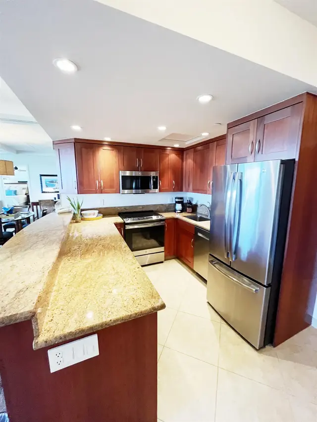 Listing Image for 2481 Kaanapali Pkwy 610 Z 7 of 46