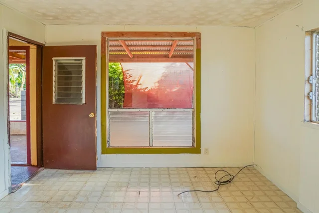 Listing Image for 1685 Alahula St 2 of 21