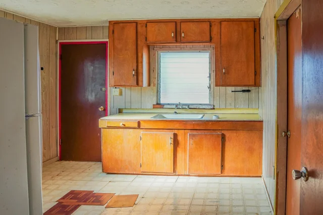 Listing Image for 1685 Alahula St 4 of 21