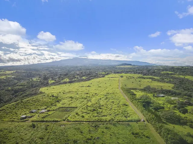 Listing Image for 0 Pauwela Lighthouse Rd 3 4 of 18