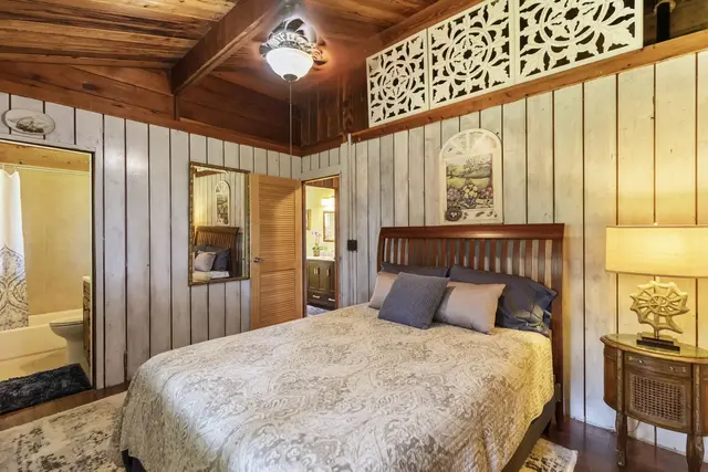 Listing Image for 3969 Lepo St 16 of 50
