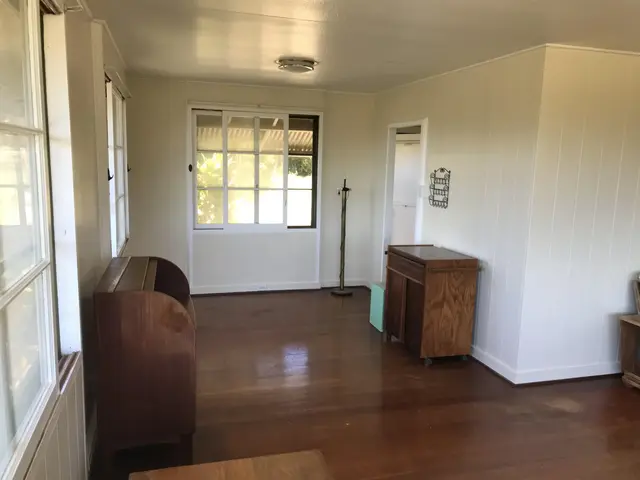 Listing Image for 12 Kalama Rd 8 of 13
