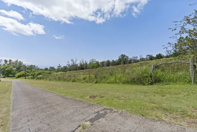 Listing Image for 21 Noholoa Pl #2 And #3 8 of 16