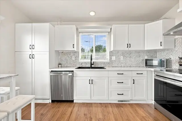 Listing Image for 284 Alalani St 8 of 47