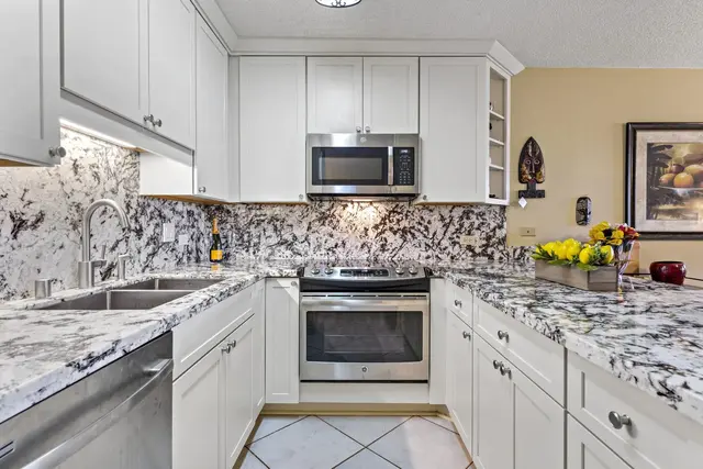 Listing Image for 2695 S Kihei Rd 3-202 5 of 44
