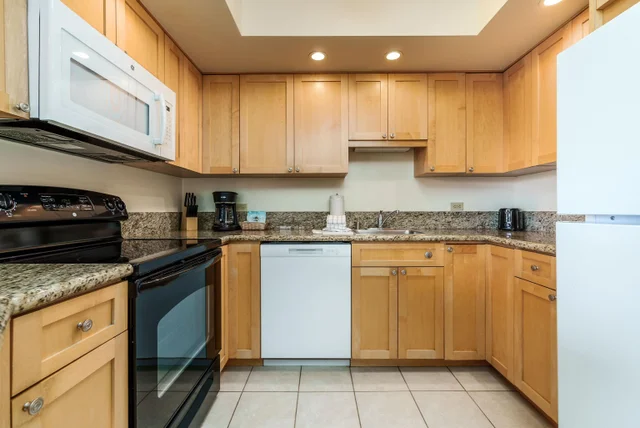 Listing Image for 3445 Lower Honoapiilani Rd 413 12 of 38