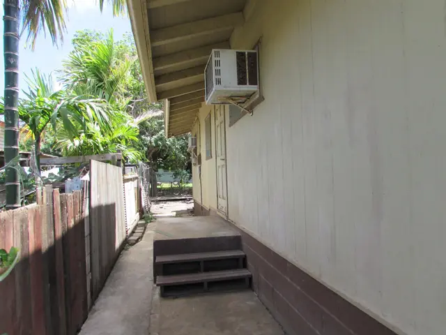 319 Alani Pl, Wailuku, 402546 - 2/10