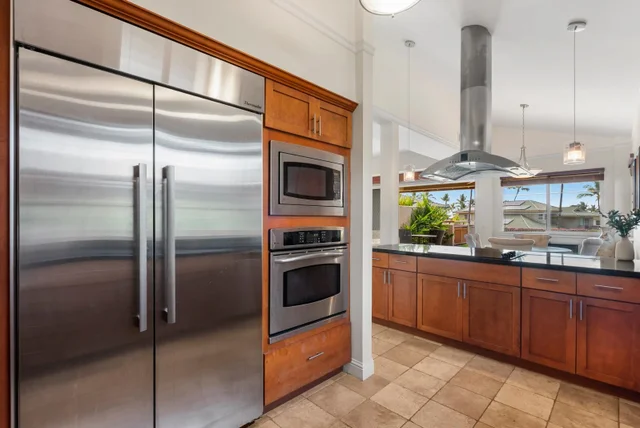 Listing Image for 11 Kainehe Pl 17b 27 of 47