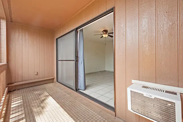 Listing Image for 3740 Lower Honoapiilani Rd G-108 19 of 24