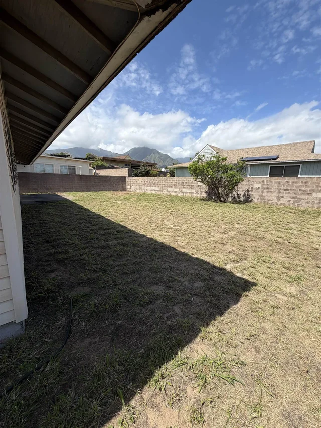 Listing Image for 684 Kaulu Pl 15 of 18