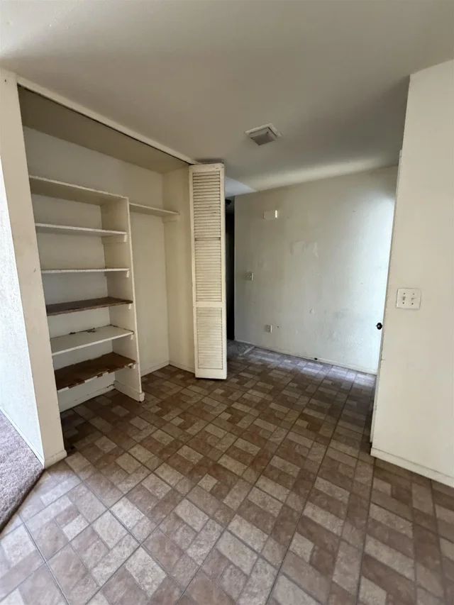 Listing Image for 684 Kaulu Pl 7 of 18