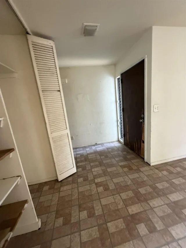 Listing Image for 684 Kaulu Pl 8 of 18