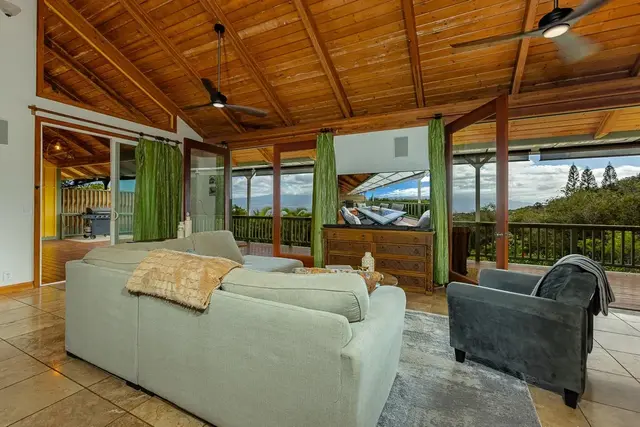 Listing Image for 30 Maunalei Pl 73 12 of 31