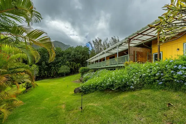 Listing Image for 30 Maunalei Pl 73 17 of 31
