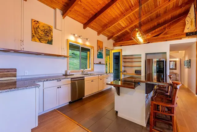 Listing Image for 30 Maunalei Pl 73 22 of 31