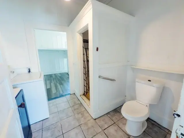 Listing Image for 225 S Papa Ave 18 of 27