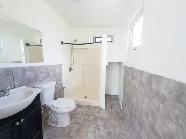 Listing Image for 225 S Papa Ave 24 of 27